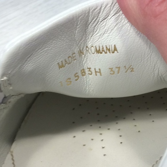 Prada Lips Appliqued Leather Slip On Sneaker- 37.5 - Picture 5 of 16